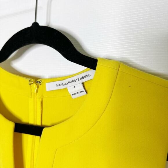 Diane Von Furstenberg Size 4 Fleur Yellow Ponte Sheath Dress V-Neck Work Wear - Picture 2 of 6